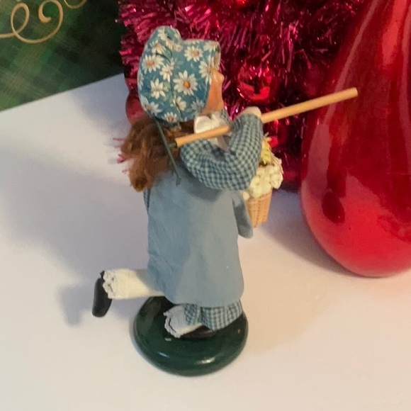 BYERS CHOICE DOLL 2004 NWOT - Picture 2 of 7